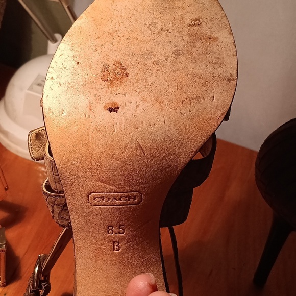 Coach Elegant Brown Strappy Women's Heels Size 8.5 - Picture 8 of 11